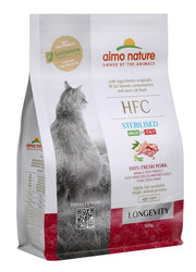 Almo Nature HFC Longevity Croquettes au porc pour chats adultes stérilisés, sac de 300 g