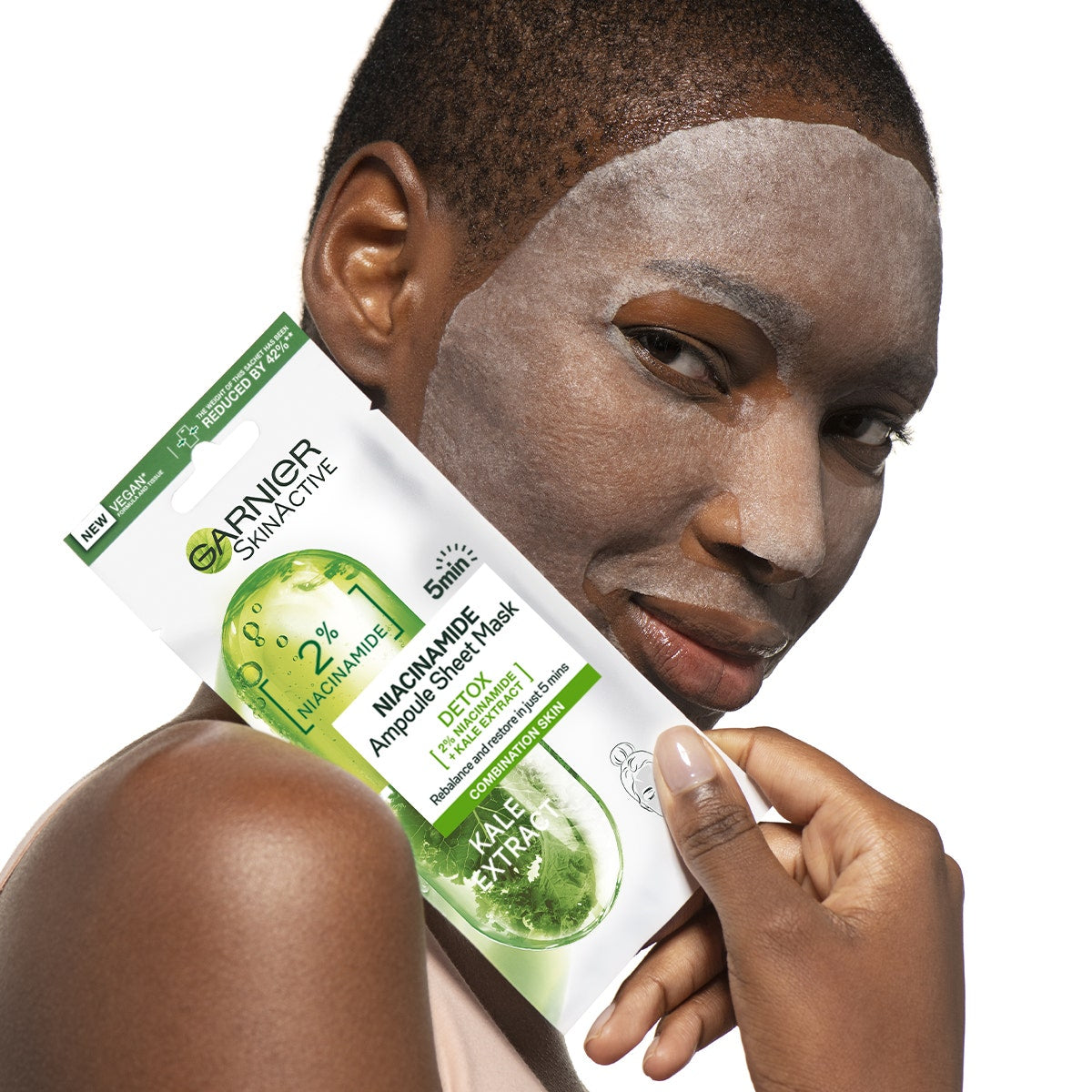 Garnier Masque en tissu Ampoule détox à l'extrait de chou noir/niacinamide 1 pièce
