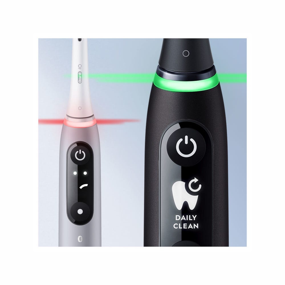 Oral-B iO6 Brosse à dents électrique rechargeable noire avec étui de voyage