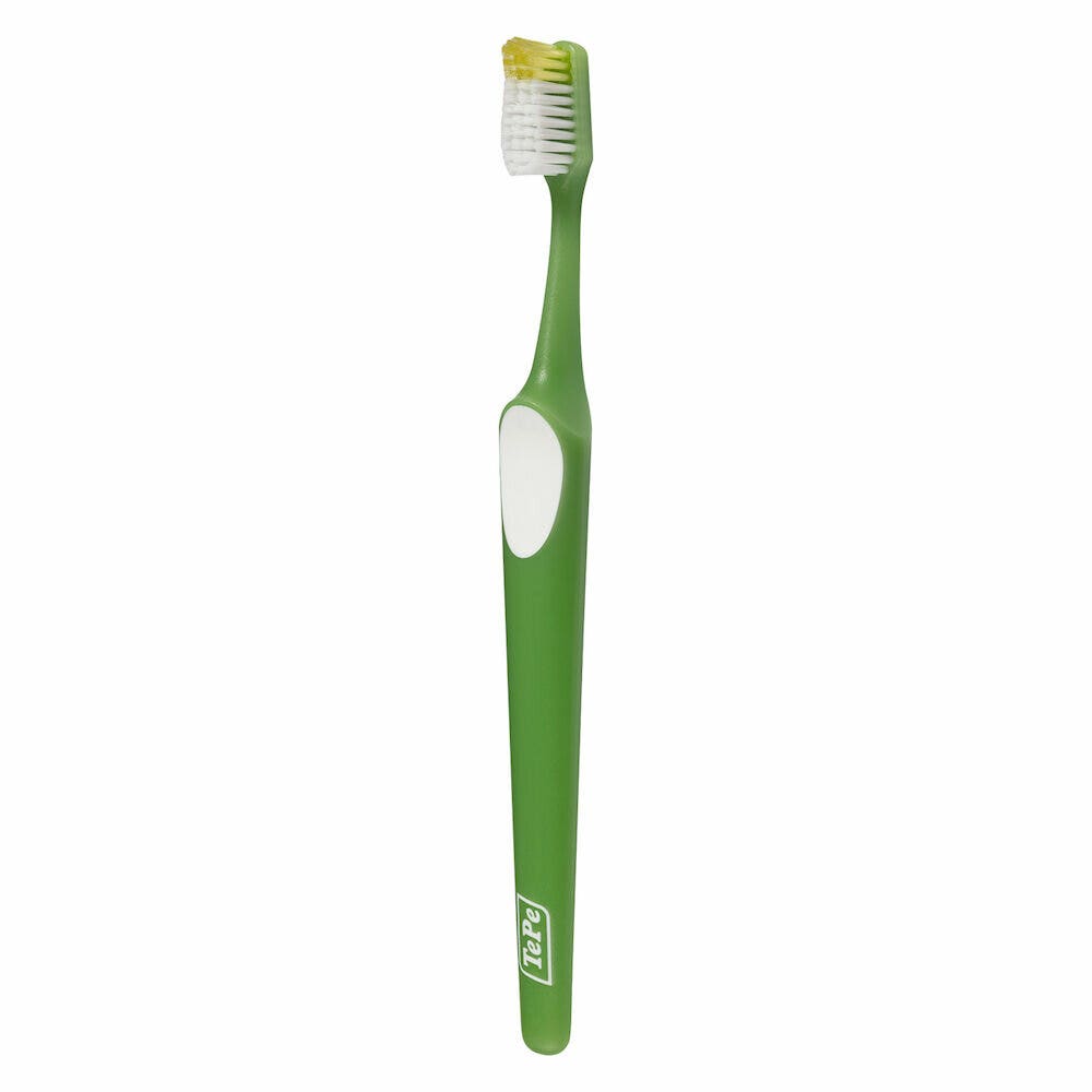 TePe Nova Soft Spazzolino Con Punta Sporgente Per Pulizia Precisa 1 Pezzo