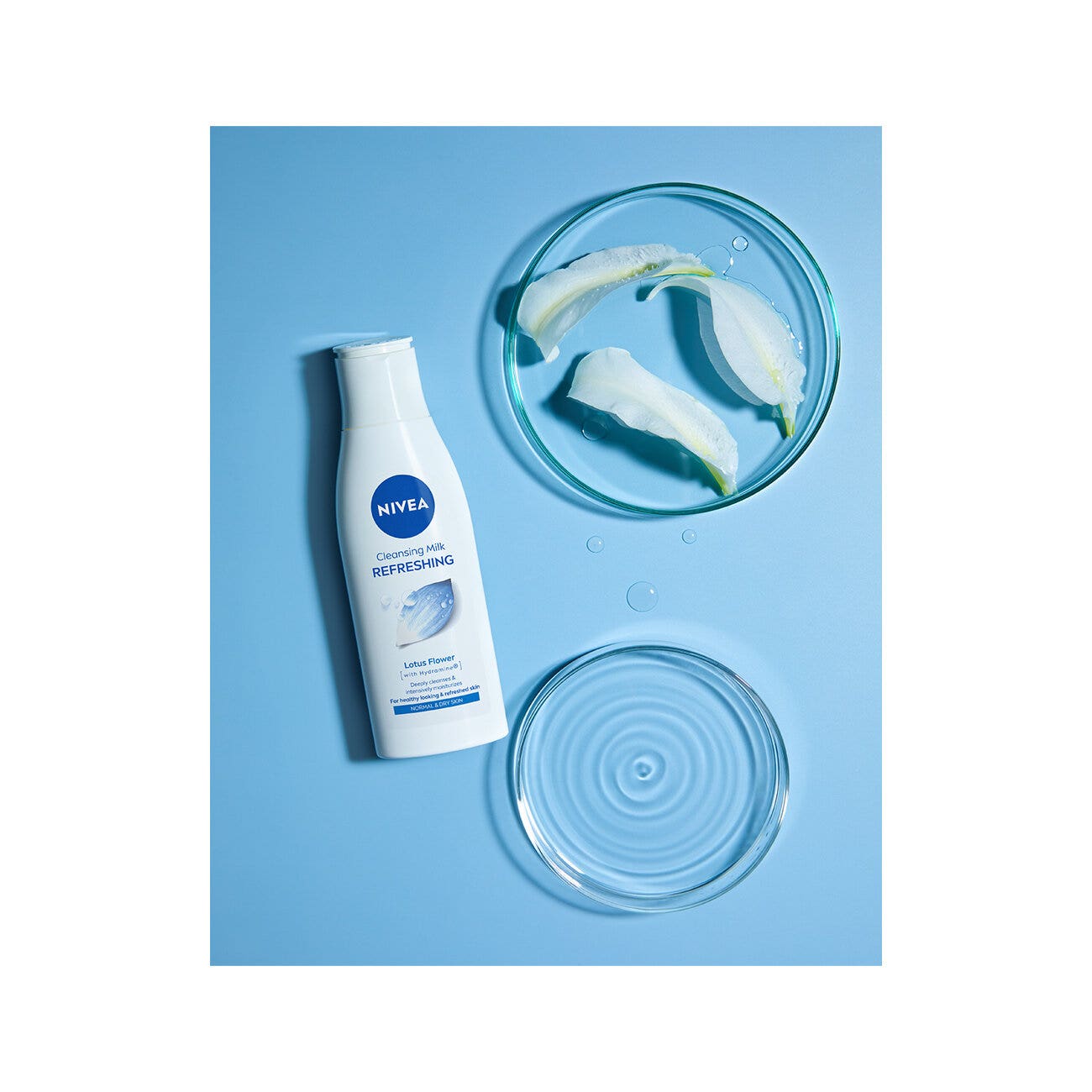 Nivea Latte Detergente Rinfrescante Latte Detergente Viso Idratante E Delicato 200ml