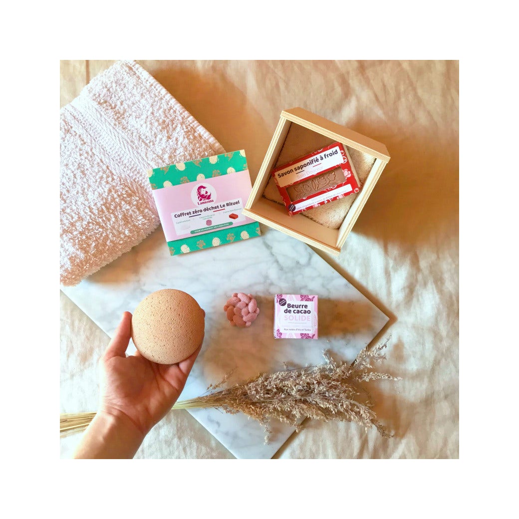Lamazuna Coffret Pierre Exfoliante + Beurre de Cacao Solide + Savon