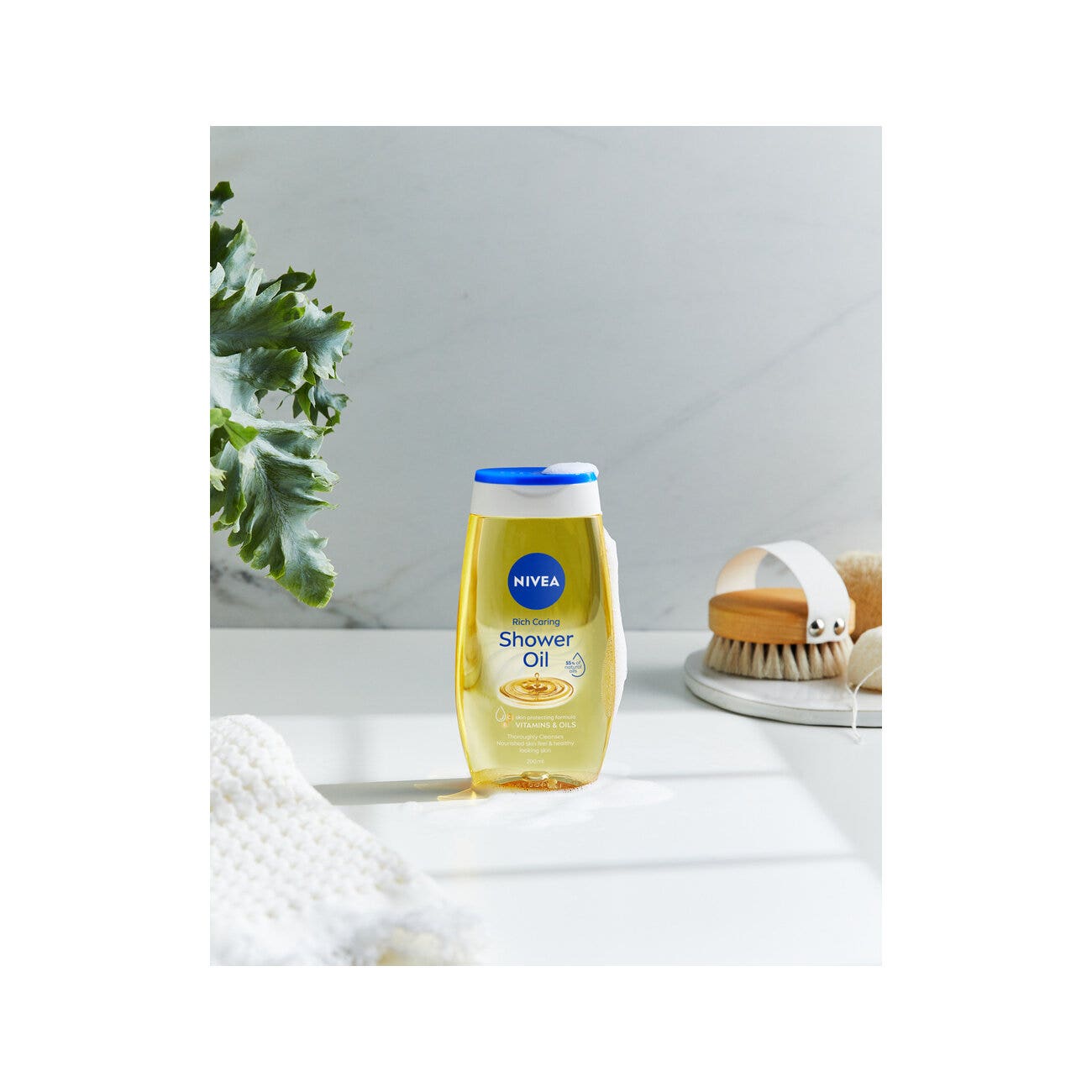 Nivea Huile de Douche Nourrissante Intense Gel Douche aux Huiles Naturelles pour une Peau Douce 200 ml