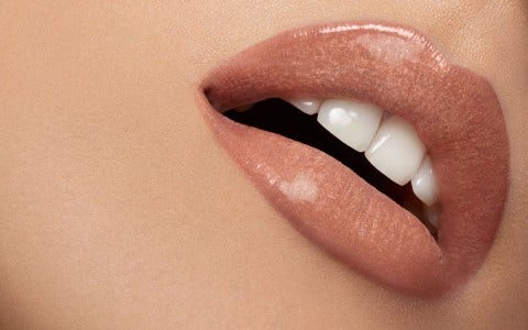 Miss Pupa Rouge à lèvres Ultra Brillante 600 Champagne 2,4 ml