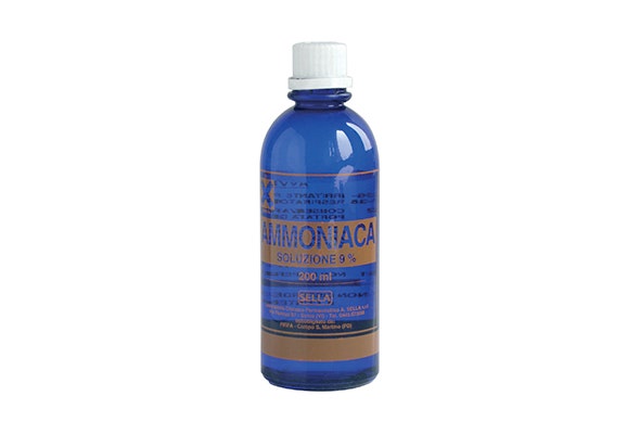 Sella Ammoniaca Soluzione 9% 200ml